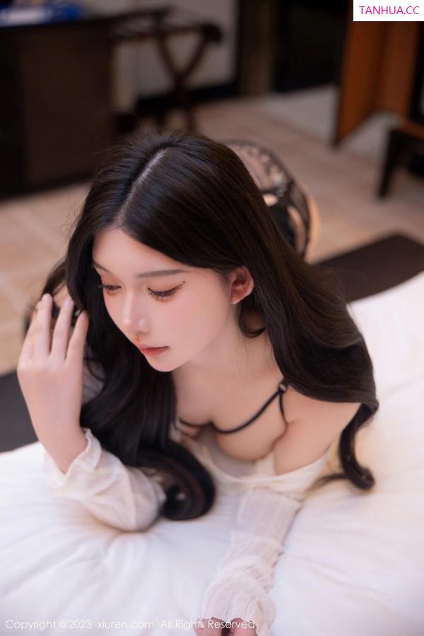  [XiuRen]高清写真图 2023.03.03 No.6357 林珊珊 丝袜美腿第31张图片